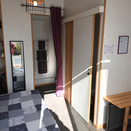 Avec Terrasse Nocleg ze śniadaniem