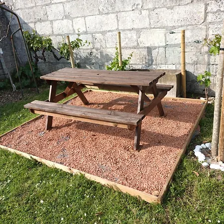 Avec Terrasse Nocleg ze śniadaniem